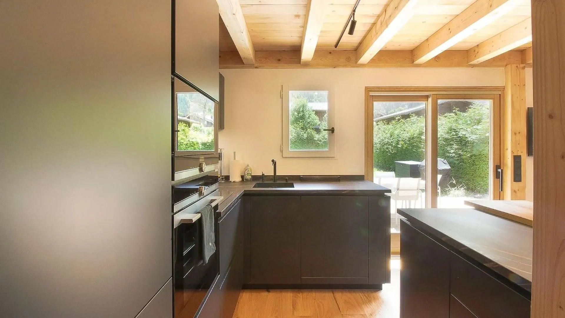 Chalet Bechar - 10Pax - 155M2 Renove - Sauna - Jacuzzi - Vues Sur Le Massif Du Mont-Blanc Les Houches