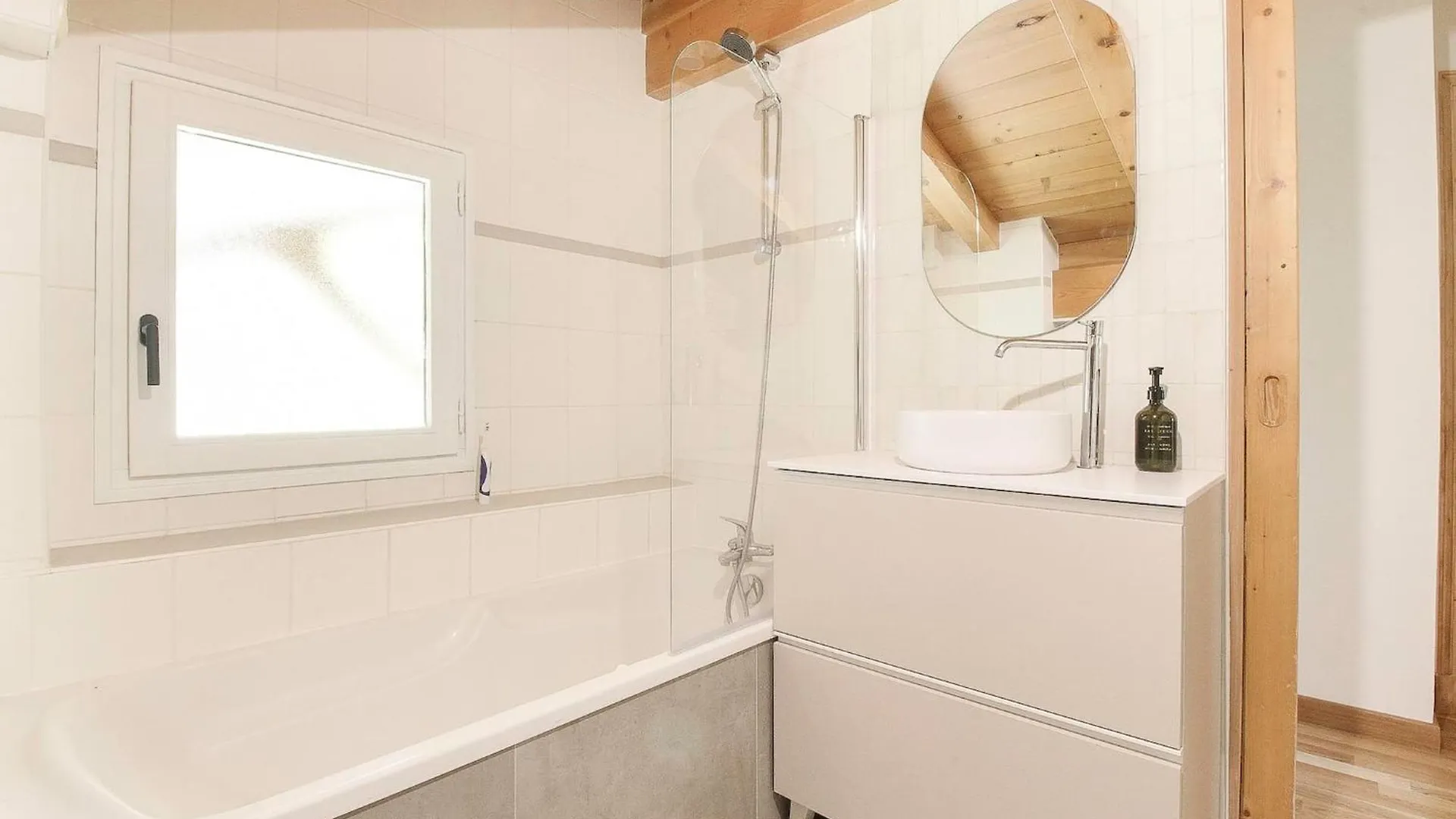 Chalet Bechar - 10Pax - 155M2 Renove - Sauna - Jacuzzi - Vues Sur Le Massif Du Mont-Blanc Les Houches