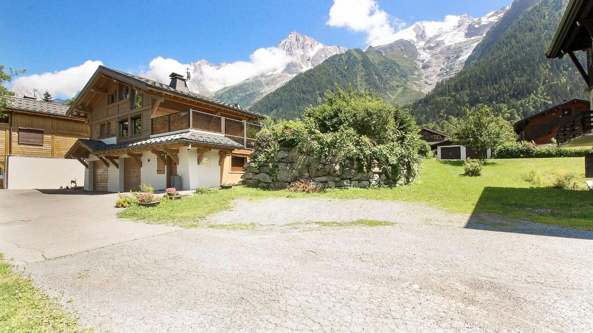 Chalet Bechar - 10Pax - 155M2 Renove - Sauna - Jacuzzi - Vues Sur Le Massif Du Mont-Blanc Les Houches