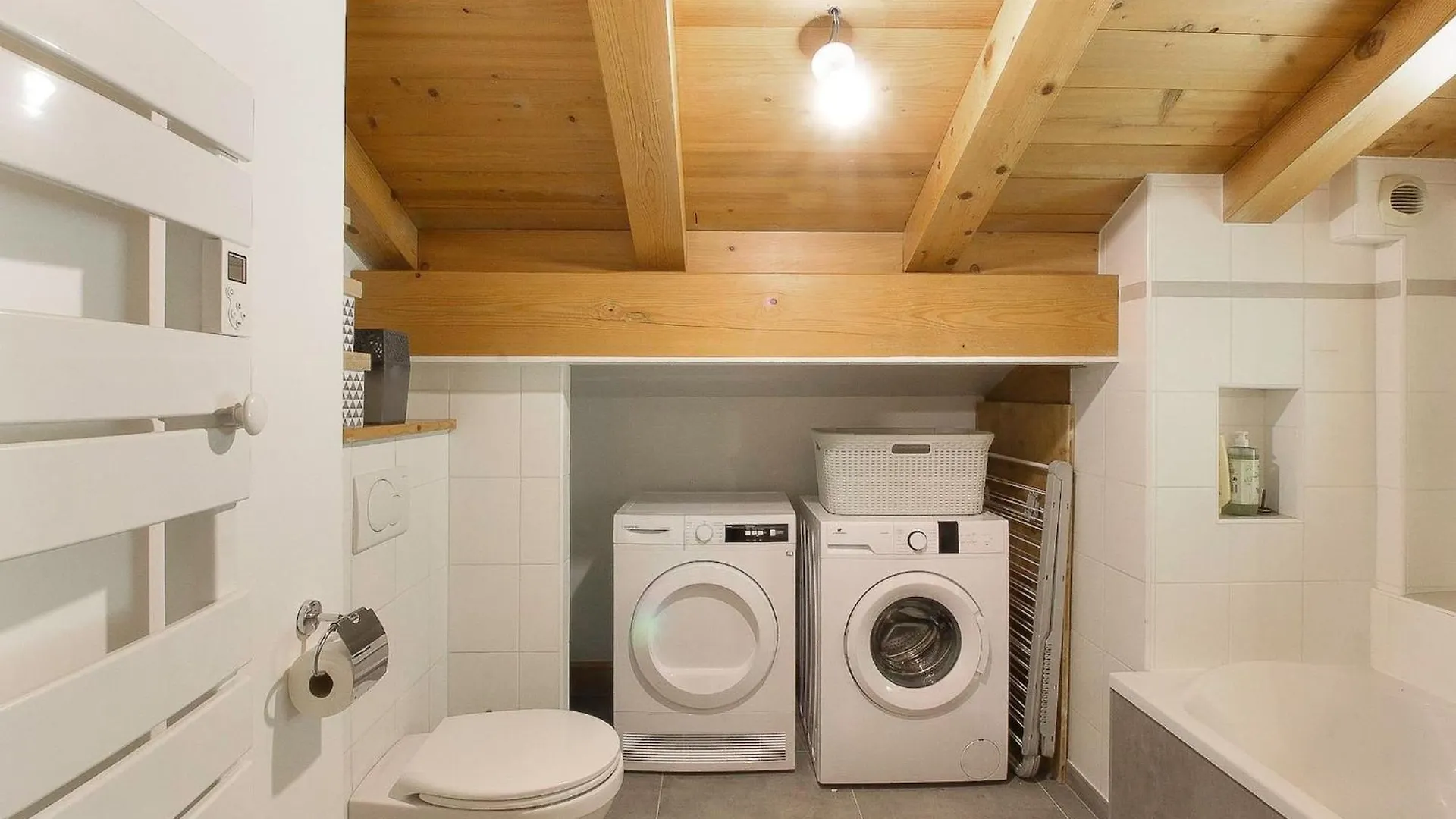 Chalet Bechar - 10Pax - 155M2 Renove - Sauna - Jacuzzi - Vues Sur Le Massif Du Mont-Blanc Les Houches