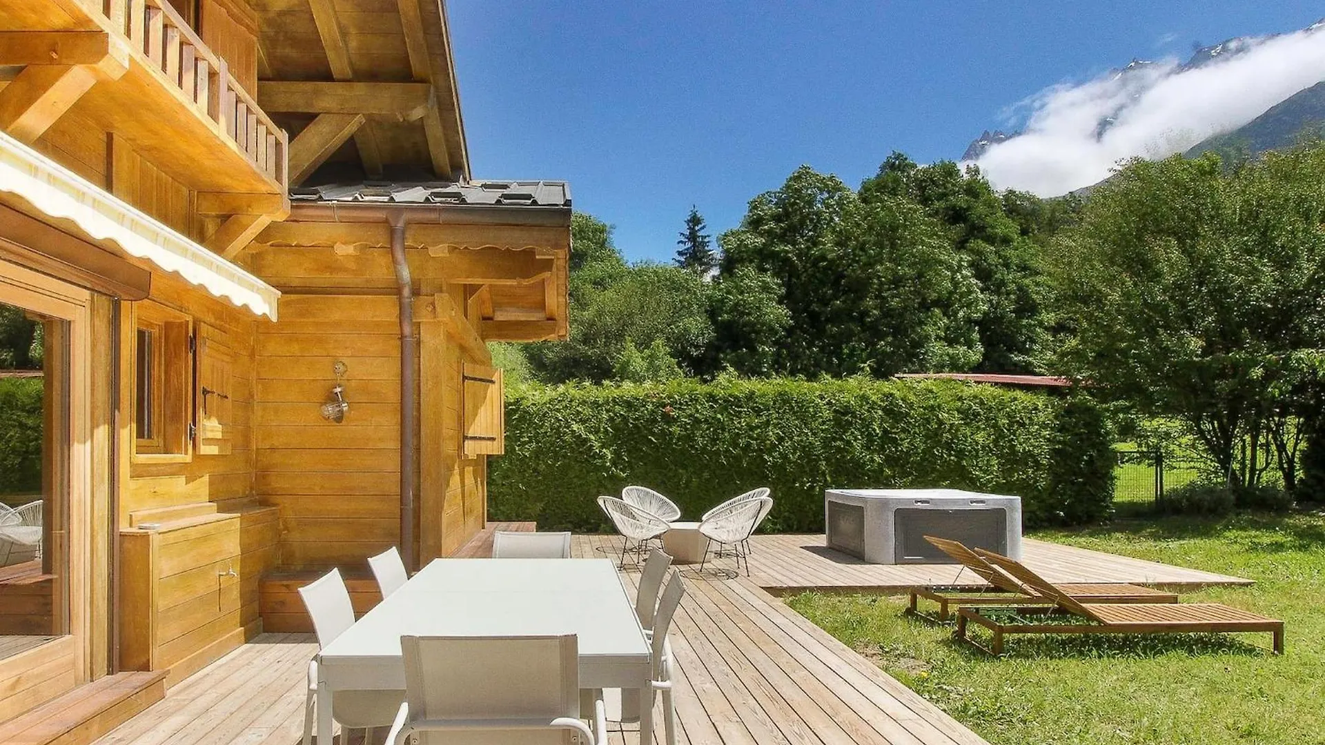 Chalet Bechar - 10Pax - 155M2 Renove - Sauna - Jacuzzi - Vues Sur Le Massif Du Mont-Blanc Les Houches 0*,